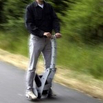 Ewee, дешевая версия электрического самоката Segway