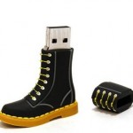 USB флешека от Dr. Martens