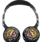 Наушники от известного мастера татуировок Эда Харди