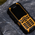 Мобильный телефон для экстремальных условий использования Seals VR7