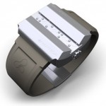 Часы  Haptica, для людей имеющих проблемы со зрением