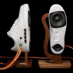 Кроссовки ставшие колонками, разучившиеся бегать