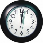 Шпионские настенные часы.