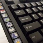 SNAK, клавиатура для социальной сети Facebook