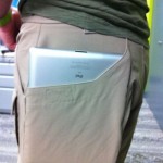 Штаны в кармане которых можно носить iPad 2