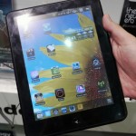 Цветная электронная книга ECS EB-850R работающая на Android