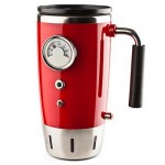 Кружка с нагревателем для людей, у которых машина стала вторым домом