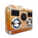 Винтажный бумбокс BoomCase в стиле первой половины прошлого века