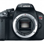 Новая цифровая зеркальная  камера Canon EOS 650D