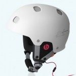 Велосипедный шлем Receptor BUG Helmets со встроенными наушниками наушники Beats by Dr. Dre