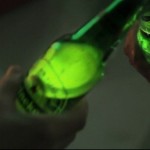 Интерактивная бутылка пива от Heineken