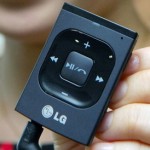 LG BTS1: миниатюрная беспроводная гарнитура