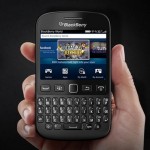 Официально представлен смартфон BlackBerry 9720 с QWERTY клавиатурой