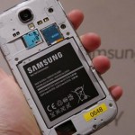 Samsung готов бесплатно заменить  аккумулятор на Galaxy S4 с проблемными батареями