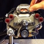 Самый маленький в мире бензиновый V8 двигатель с инжектором