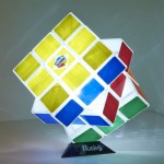 «Кубик Рубика» — настольная лампа