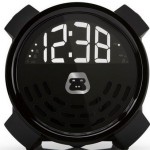 Прорезиненный будильник G-Buzz который можно кидать в стену