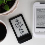Чехол для смартфонов InkCase Plus со встроенным экраном на основе электродной бумаги E-ink