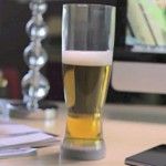 Суперстакан который невозможно перевернуть