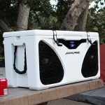 Alpine ICE – сумка холодильник с продвинутой встроенной акустической системой