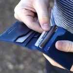 Кошелек dfy 360 Wallet защитит вашу бесконтактные пластиковые карты от мошенников