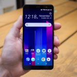 HTC собираются выпустить смартфон начального уровня с полноэкранным дизайном HTC Desire 12