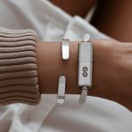 Стильный USB кабель для зарядки смартфона — браслет