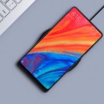 Новое зарядное устройство от Xiaomi поддерживающее быструю зарядку стоит 10$