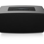 Беспроводная колонка 360 AI Speaker Max поддерживающая голосовое управление стоит