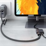 Адаптер Satechi позволит одновременно заряжать и слушать музыку на смартфонах  с одним USB Type-C портом