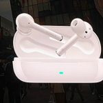 Honor представили новые полностью беспроводные наушники Flypods 3 с системой шумоподавления за 113$