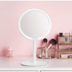 Xiaomi выпустили обновленную версию зеркало для макияжа  Mijia со светодиодной подсветкой