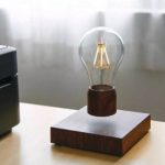 VOLTA — стильная летающая настольная лампа