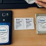 Держатель «Pocket Hand Sanitizer» позволит держать антисептик под рукой на задней крышке смартфона