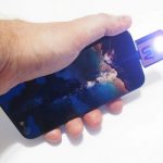 Ультрафиолетовый фонарик для смартфона, который поможет увидеть невидимую грязь