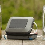 Походный очиститель воды GoSun Flow который может работать от солнечных батарей