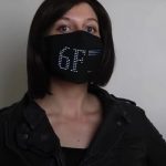 Светодиодная светящаяся маска Lumen Couture LED Matrix Face Mask может мигать в такт музыки