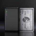 skyBOX внешний SSD диск размером с пластиковую карточку и поддержкой Wi-Fi 6