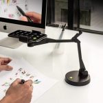 Настольный держатель для смартфона IPEVO поможет превратить смартфон в инструмент для творчества