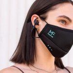 Защитная маска для лица Hubble MaskFone имеет встроенные микрофон и наушники