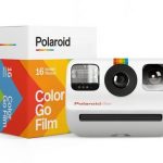 Polaroid выпустили самую маленькую в мире камеру для моментальной съемки Polaroid Go