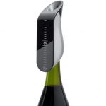 Первый умные аэратор в мире Aveine Aerator позволяет моментально раскрыть вкус открытой бутылки вина