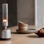 Sony  выпустили беспроводную колонку   Sony LSPX-S3 Glass Sound Speaker в виде керосиновой лампы