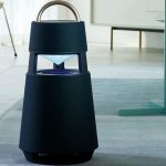 LG выпустили новую беспроводную колонку XBOOM 360 в виде керосиновой лампы