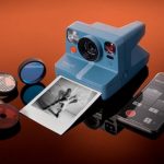 Новая камера Polaroid Now+ идет в комплекте с набором из пяти светофильтров