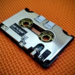 Энтузиаст смог запихнуть ретро-компьютер ZX Spectrum в аудиокассету