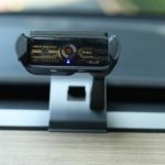 Электронная начинка автоматического держателя смартфона Marvo работает от солнечной батареи