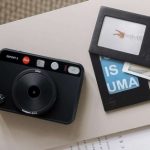 Leica выпустили втрое поколение камер с мгновенной печатью фотографий  Leica Sofort 2