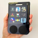 GamerCard – портативная игровая консоль размером с подарочную карточку на базе Raspberry Pi Zero 2W