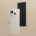 Sharp выпустили новый предтоповый смартфон Sharp Aquos R10 за 710 долларов